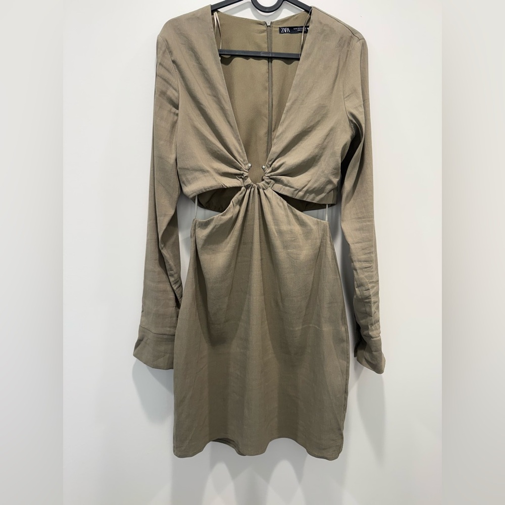 Zara Elegant Olive Green Cut-Out Dress size M